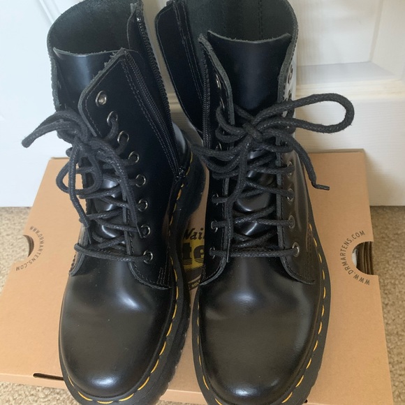 dr martens- jadon platform authentic leather boots - Picture 9 of 15